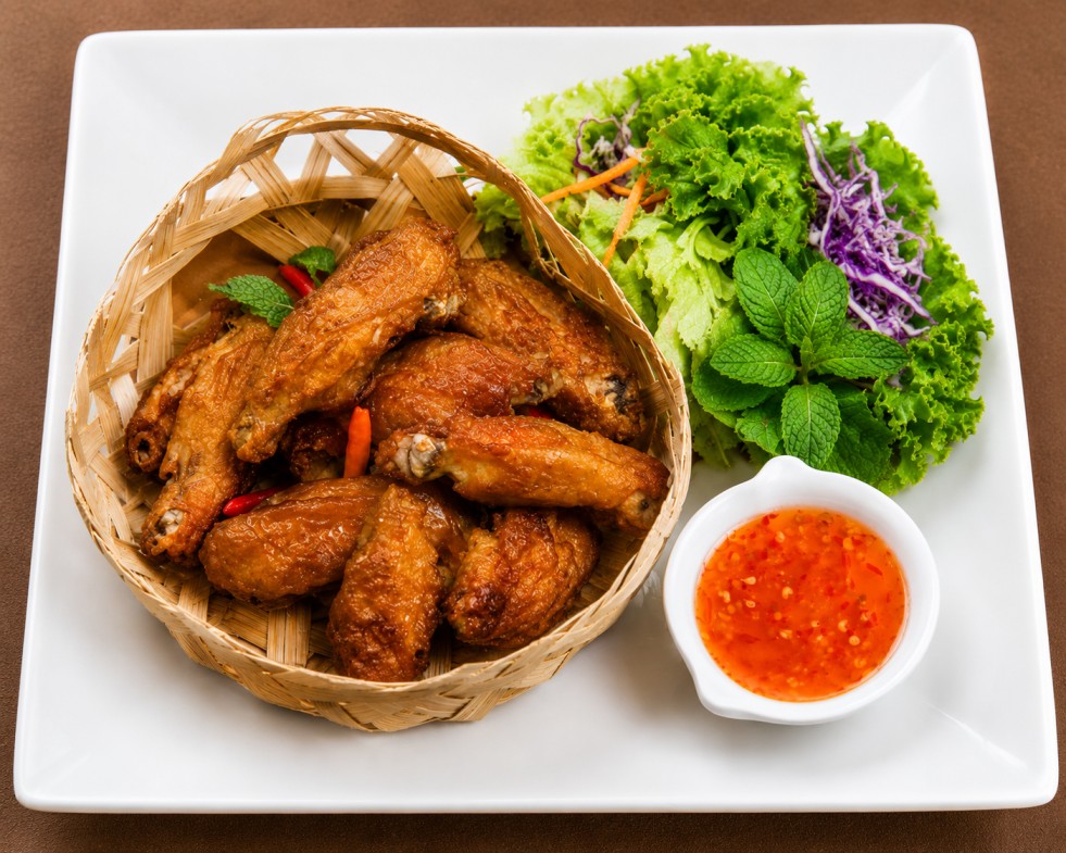 ปีกไก่ทอด (Deep-fried Chicken Wings)