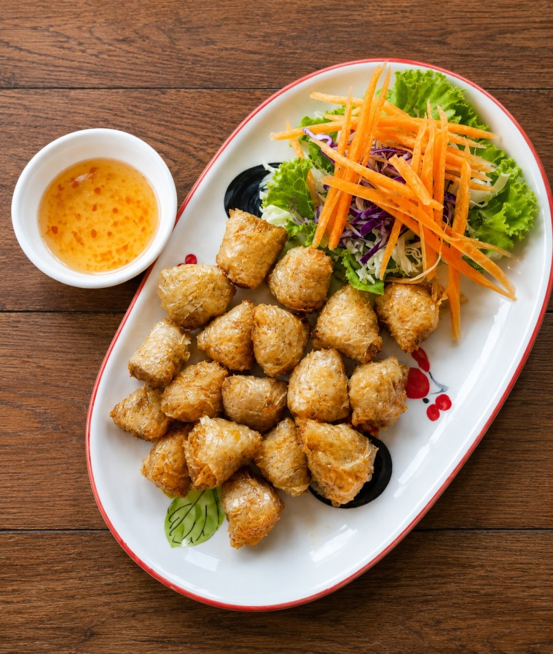 กระจับทอง (Golden water chestnut)