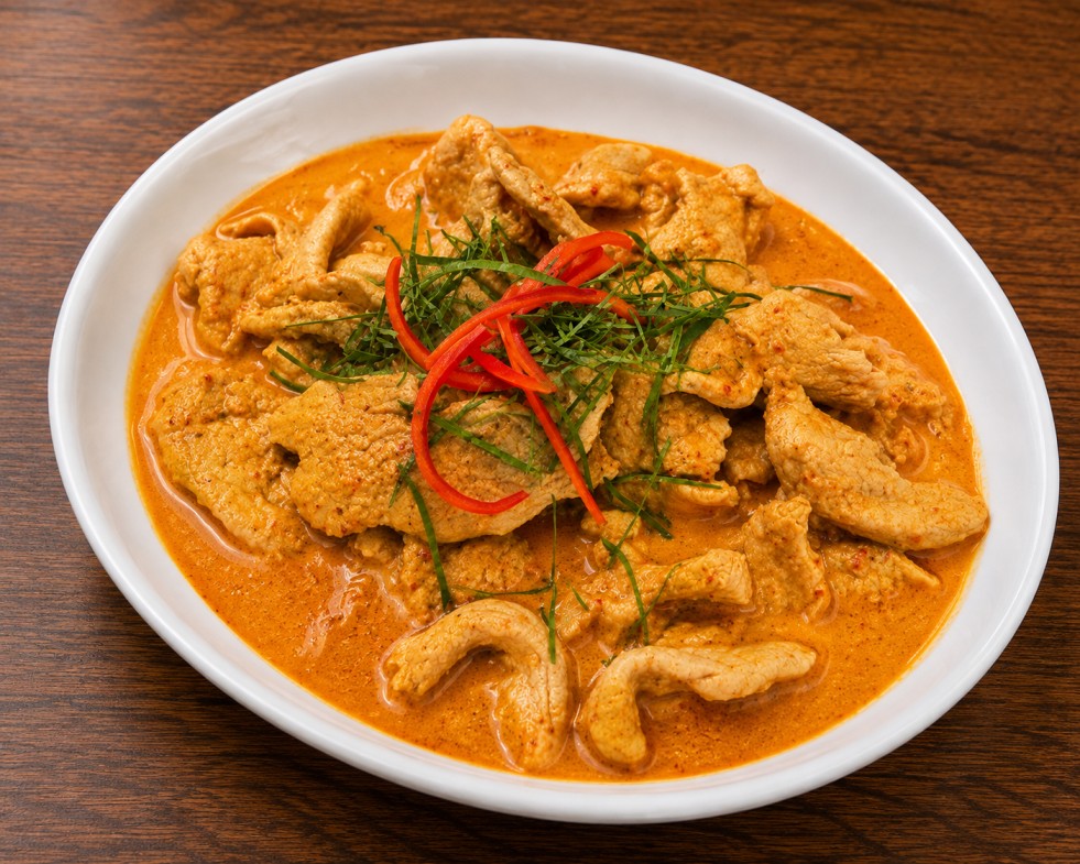 พะแนงหมู (Pork Panang Curry)