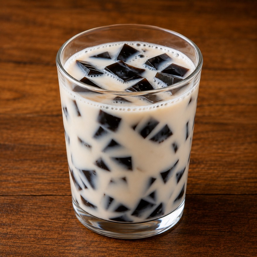 นมสดผสมวุ้น (Milk with Grass Jelly)